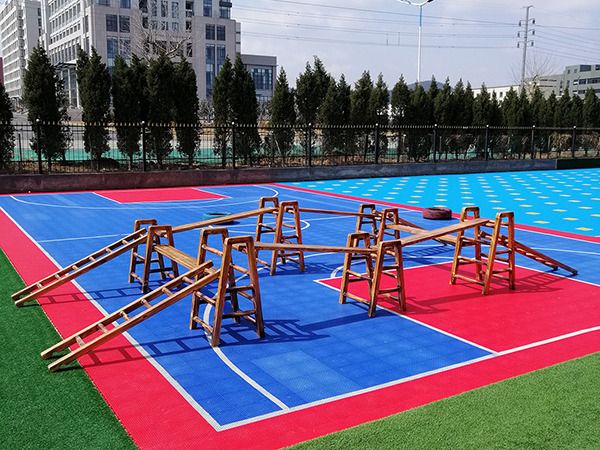 戶外拓展訓(xùn)練組合